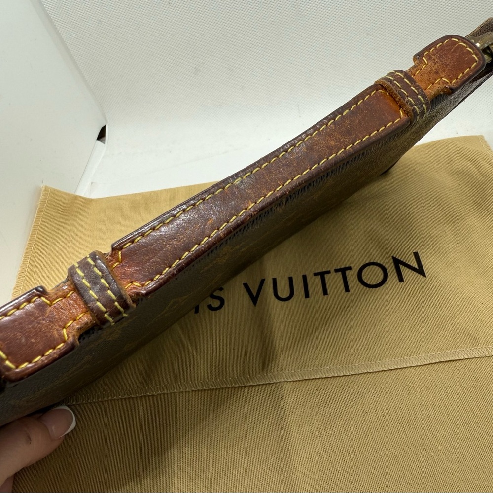Louis Vuitton LV Vintage Monogram Voyage Travel Organizer Wallet Case & Dustbag - Picture 3 of 6